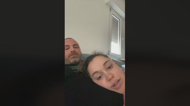 Sexycouple7780  23-04-2022